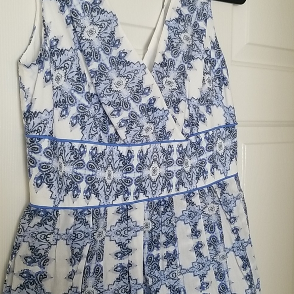 Adriana Papell evening dress - Picture 2 of 4